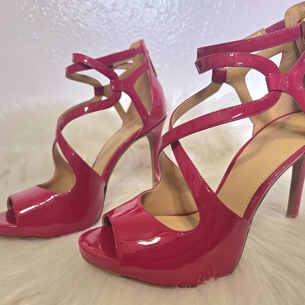 Michael Kors Catia Sandal Patent Leather Heels. Never Worn